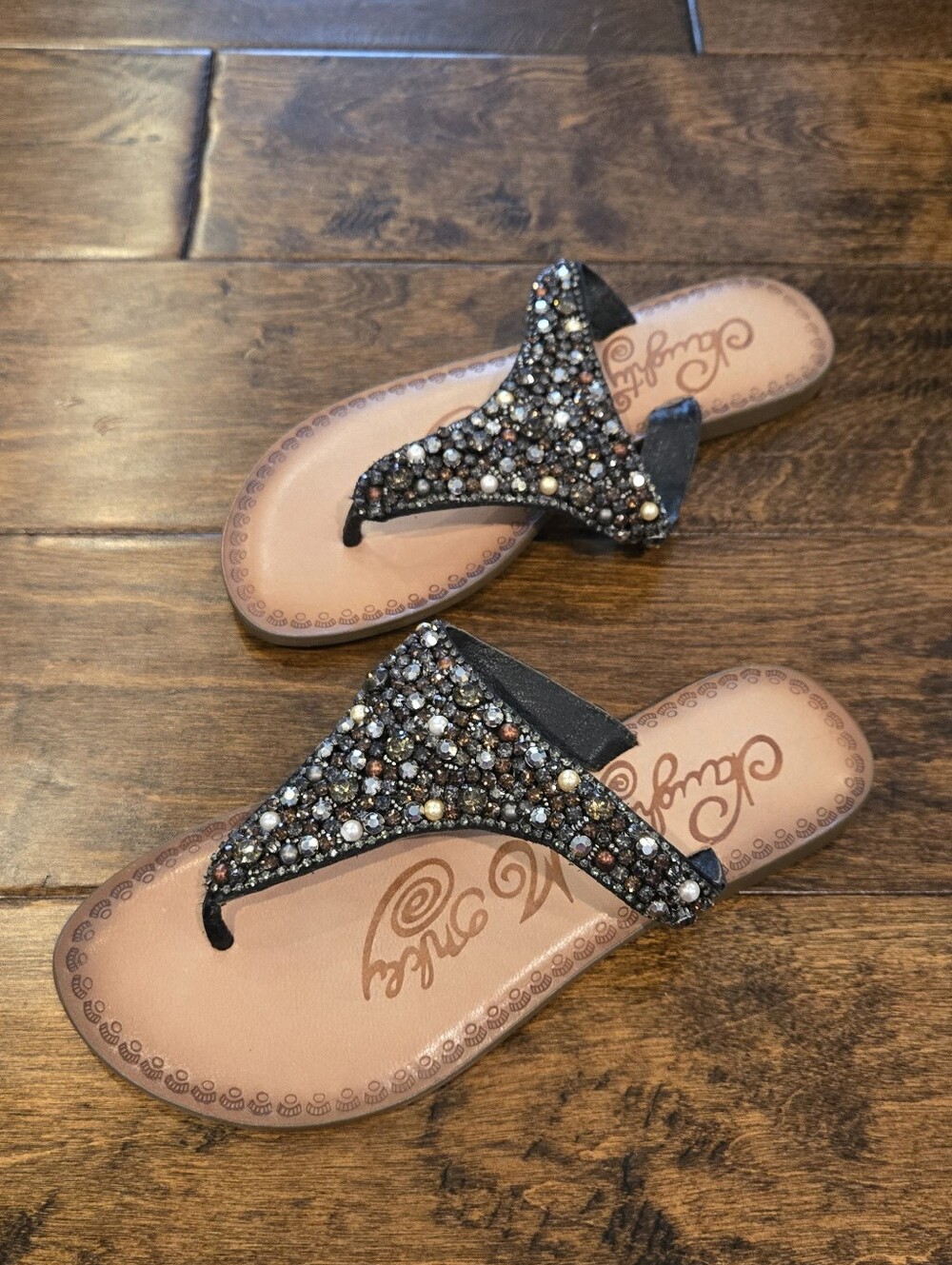 NWOT Naughty Monkey Sandals Size 6